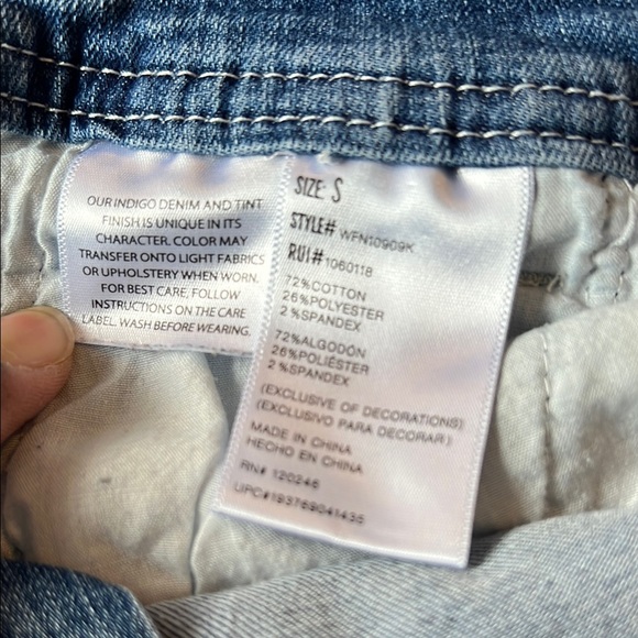 Wallflower Overalls Bibs Denim Distressed Women’s Size S EUC - Picture 5 of 10